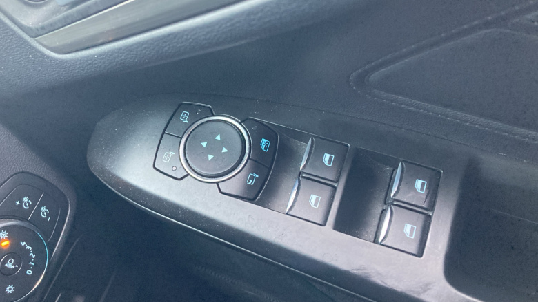 Ford Focus 1.0 EcoBoost 125 Titanium 5dr Petrol Hatchback